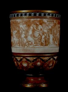 Vase 'The Night'; Photo source: Lampert